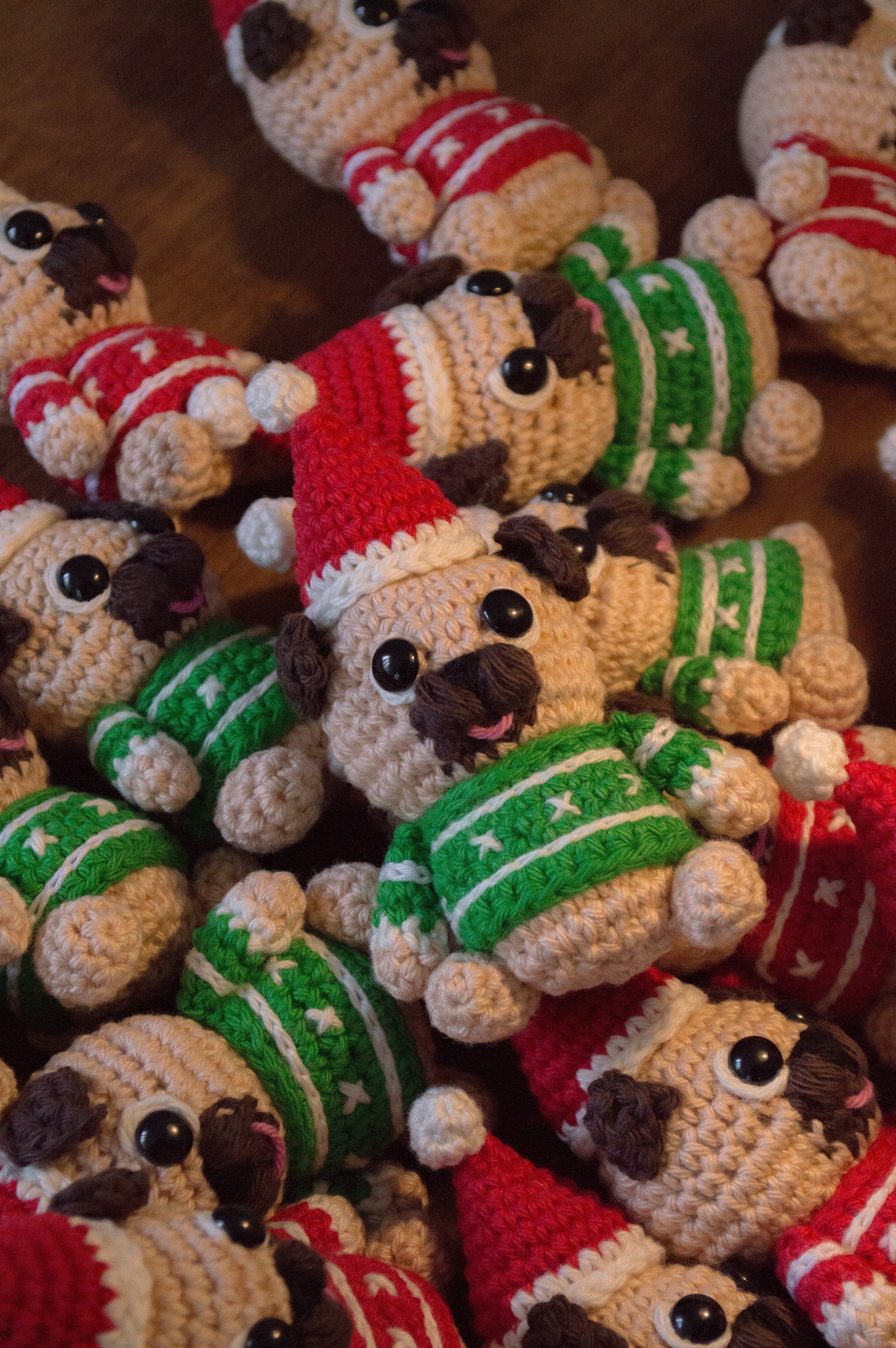 (LIMITED EDITION) CHRISMAS CROCHETED SNOOTIE